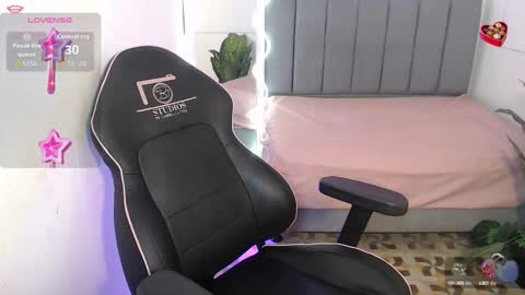  thiana  online show from October 14, 5:21 am