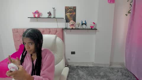 thianahorny online show from January 10, 12:10 pm