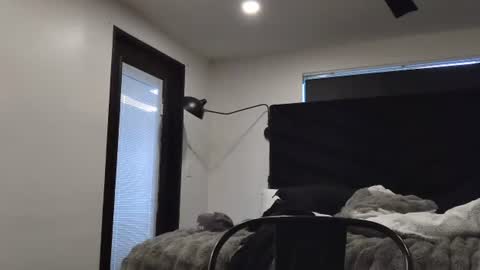 thiccbull12 online show from August 5, 12:57 pm