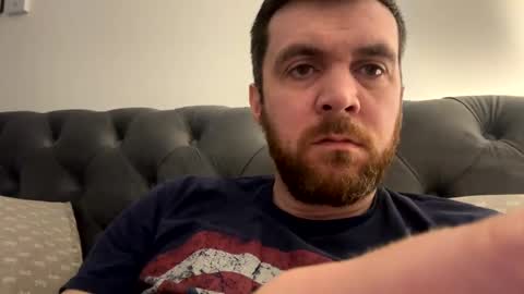 Snapshot of thickandmeaty9incher chatting on February 19, 8:44 am thickandmeaty9incher online show from February 19, 8:44 am