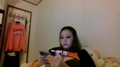 thickassazn93 online show from November 16, 6:37 am