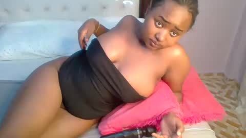 thickbarbie3 online show from October 22, 12:36 am