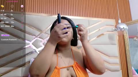 Snapshot of thickbrunnett chatting on September 10, 12:17 pm SOFIA online show from September 10, 12:17 pm