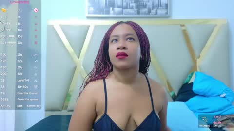 thickeebonyy online show from September 30, 2:44 am