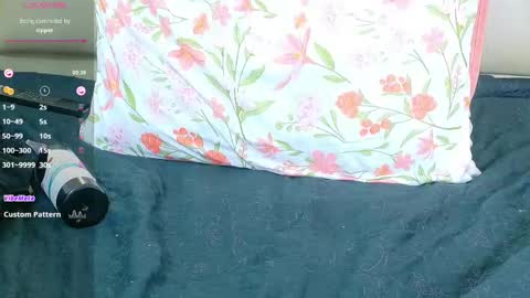 thickeebonyy online show from September 19, 4:05 am