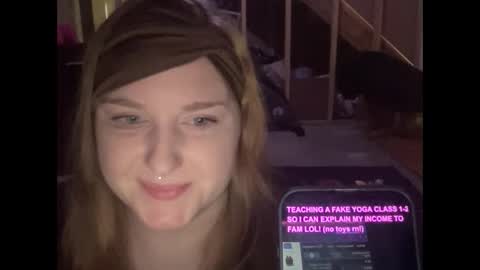 Ariel online show from February 5, 6:04 pm