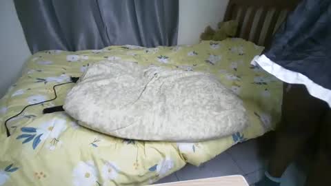 thickianah online show from February 4, 5:45 pm