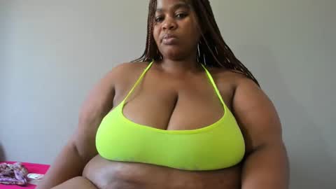 thickleeyanax online show from February 21, 8:29 am
