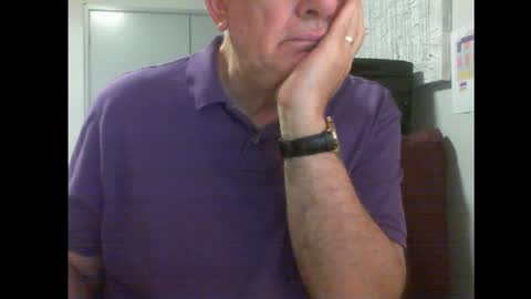 Snapshot of thickmelnik chatting on January 21, 1:43 pm James online show from January 21, 1:43 pm