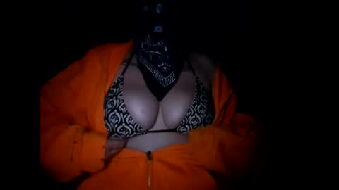 Thickndpretty online show from December 1, 4:21 am