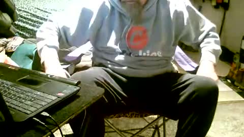 thickwhiteboydick online show from November 26, 7:38 am