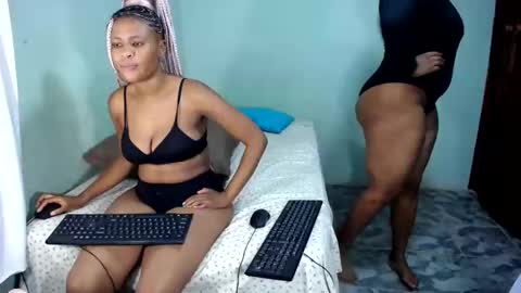 thickykianax online show from February 11, 9:56 pm