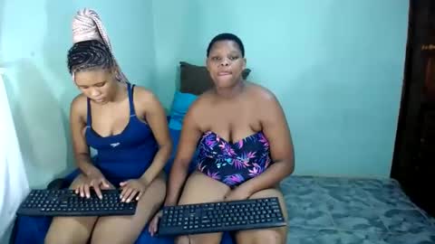 thickykianax online show from February 20, 8:25 pm