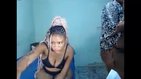 thickykianax online show from February 14, 3:11 am