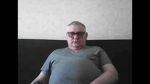 Snapshot of thierrysymp chatting on February 2, 10:13 am Thierrysymp online show from February 2, 10:13 am