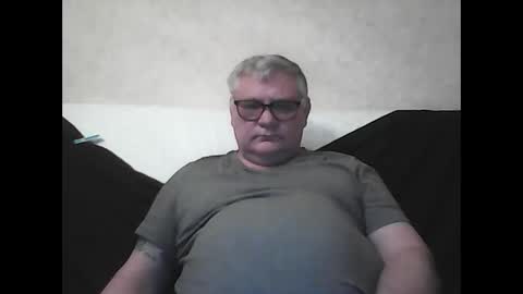 Snapshot of thierrysymp chatting on December 16, 5:22 pm Thierrysymp online show from December 16, 5:22 pm