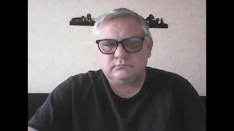 Snapshot of thierrysymp chatting on December 30, 10:43 am Thierrysymp online show from December 30, 10:43 am