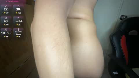 Derek online show from March 11, 5:02 am