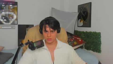thom_ohtani online show from May 16, 1:46 am