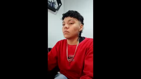 thomas27f online show from December 13, 8:26 pm