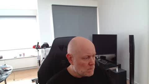 thomas315627 online show from May 17, 3:10 pm