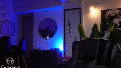 Snapshot of thomas_falcon1 chatting on January 24, 4:16 am Thomas Falcon online show from January 24, 4:16 am