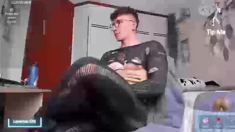 Snapshot of thomas_fuckboy chatting on September 8, 7:57 pm Thomas Grey online show from September 8, 7:57 pm