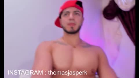 Thomas online show from November 25, 8:18 pm