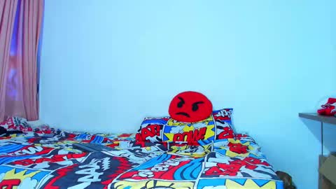 Snapshot of thomas_ks11 chatting on December 29, 5:44 pm thomas_ks11 online show from December 29, 5:44 pm