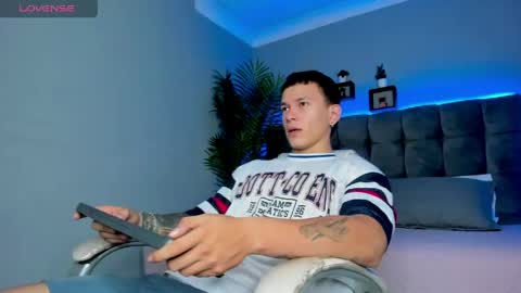 Thomas online show from April 16, 2:39 pm