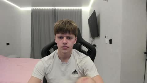 Tomas online show from April 12, 7:18 pm