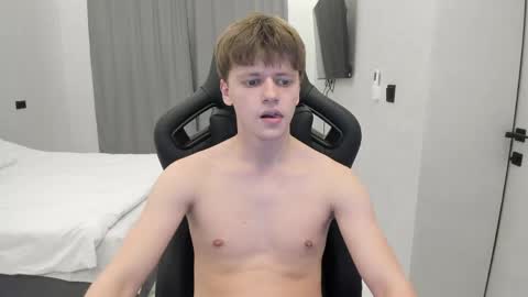 Tomas online show from April 18, 7:07 pm