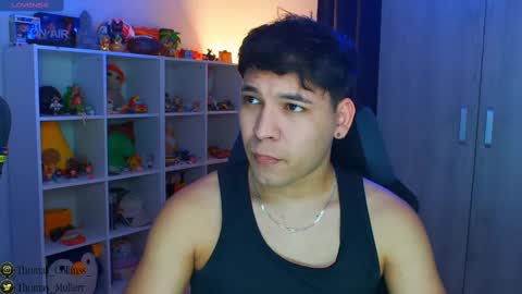 Snapshot of thomascollins__ chatting on February 9, 8:10 am Thomas online show from February 9, 8:10 am