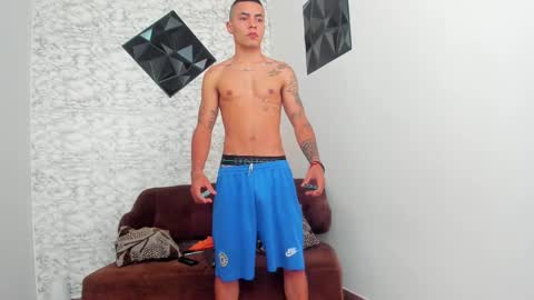 thomass_conor online show from January 20, 3:50 pm