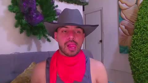 Snapshot of thomassmith2023 chatting on March 9, 9:14 pm thomas smith online show from March 9, 9:14 pm