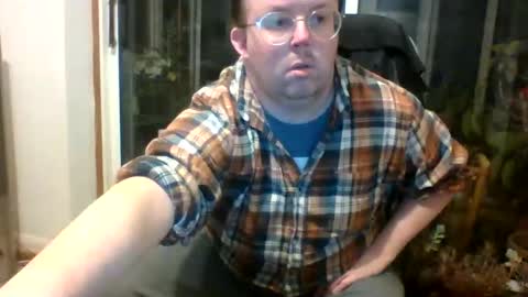 Thomsam88 check out my bio for loads of hot videos mmmmmmmmmm online show from October 27, 2:55 am