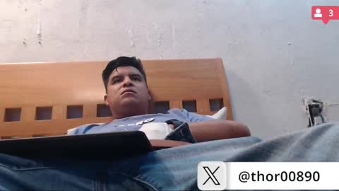 Snapshot of thor0200 chatting on January 19, 10:17 pm thor0200 online show from January 19, 10:17 pm