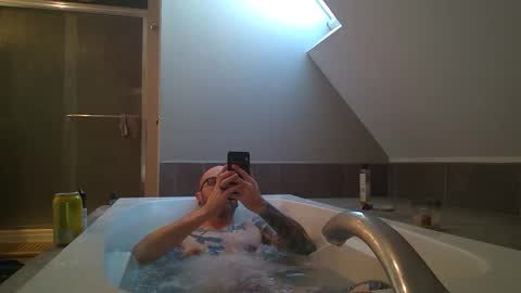 thor1892 online show from February 18, 7:41 pm