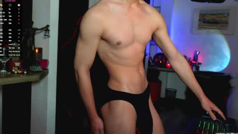   L e a n d e r   25OFF ON MY OF online show from May 23, 3:19 pm