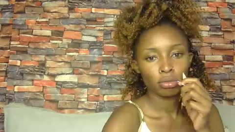 thotiana007 online show from November 10, 8:17 am