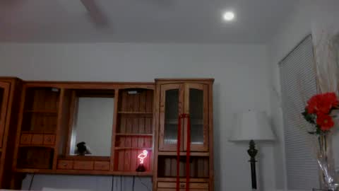 slutshow online show from September 26, 11:46 pm