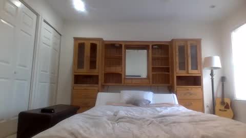 slutshow online show from September 25, 5:42 pm