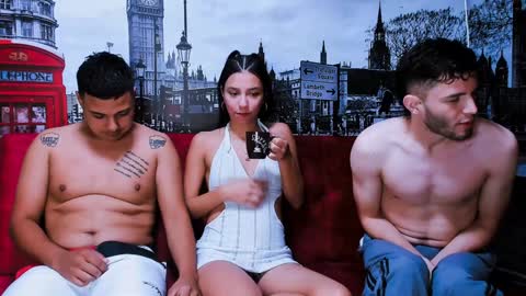 BRITHANY BRYAN ALEX online show from January 31, 10:10 am