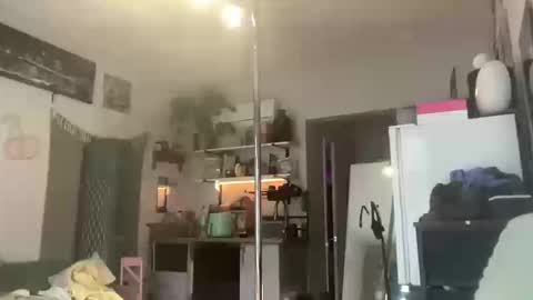 throatyygoat online show from October 14, 4:32 pm