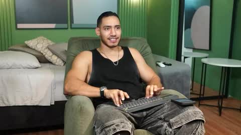 Tian Brooks online show from February 16, 2:43 am