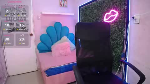 tiana_breeze online show from October 21, 4:06 am