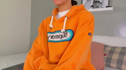 TIANA  online show from September 22, 7:29 pm