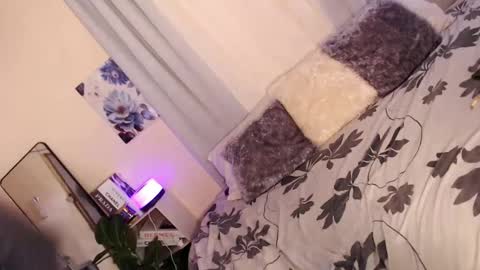 Sam online show from February 22, 6:06 am