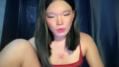 Ms. Tiara online show from May 21, 2:40 am