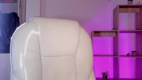 Tiarha online show from January 22, 6:52 am